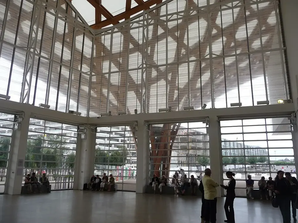 Metz Musée G Pompidou intérieur