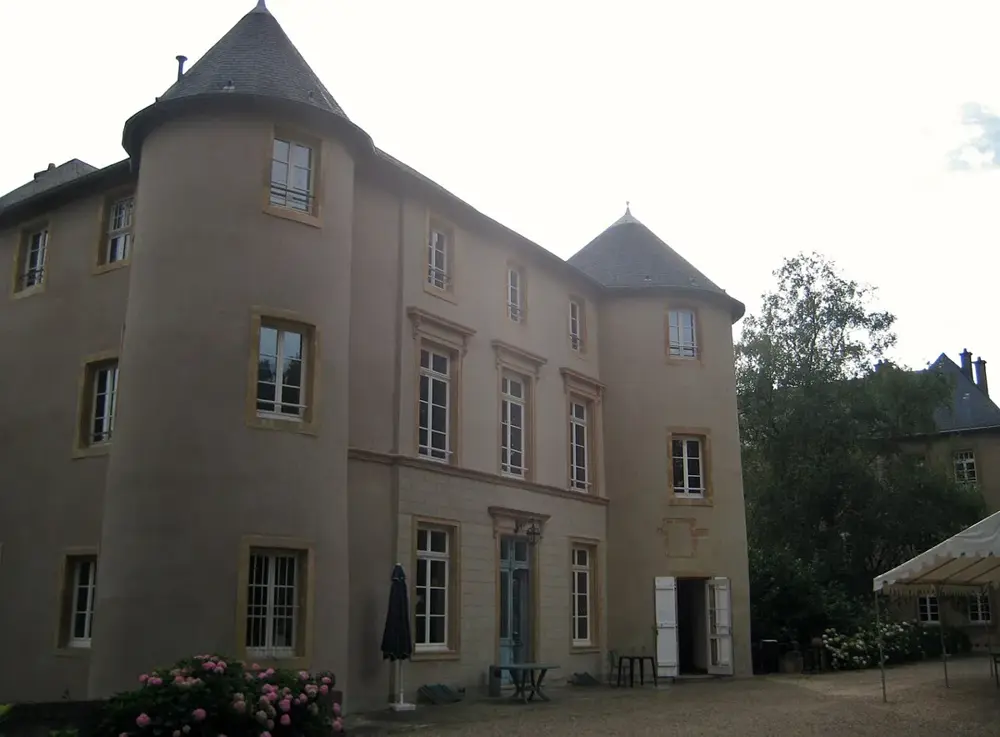 Chateau ermitage St Jean Moulins Metz